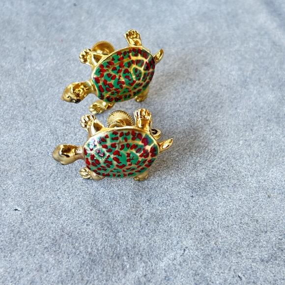 Lovely Vintage Green & Red Enamel Turtle Screw-back Earrings Gold-tone - Picture 16 of 16